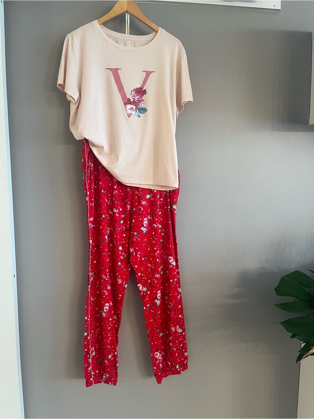 Victoria's Secret Red Floral Lounge Set with Pink Accents